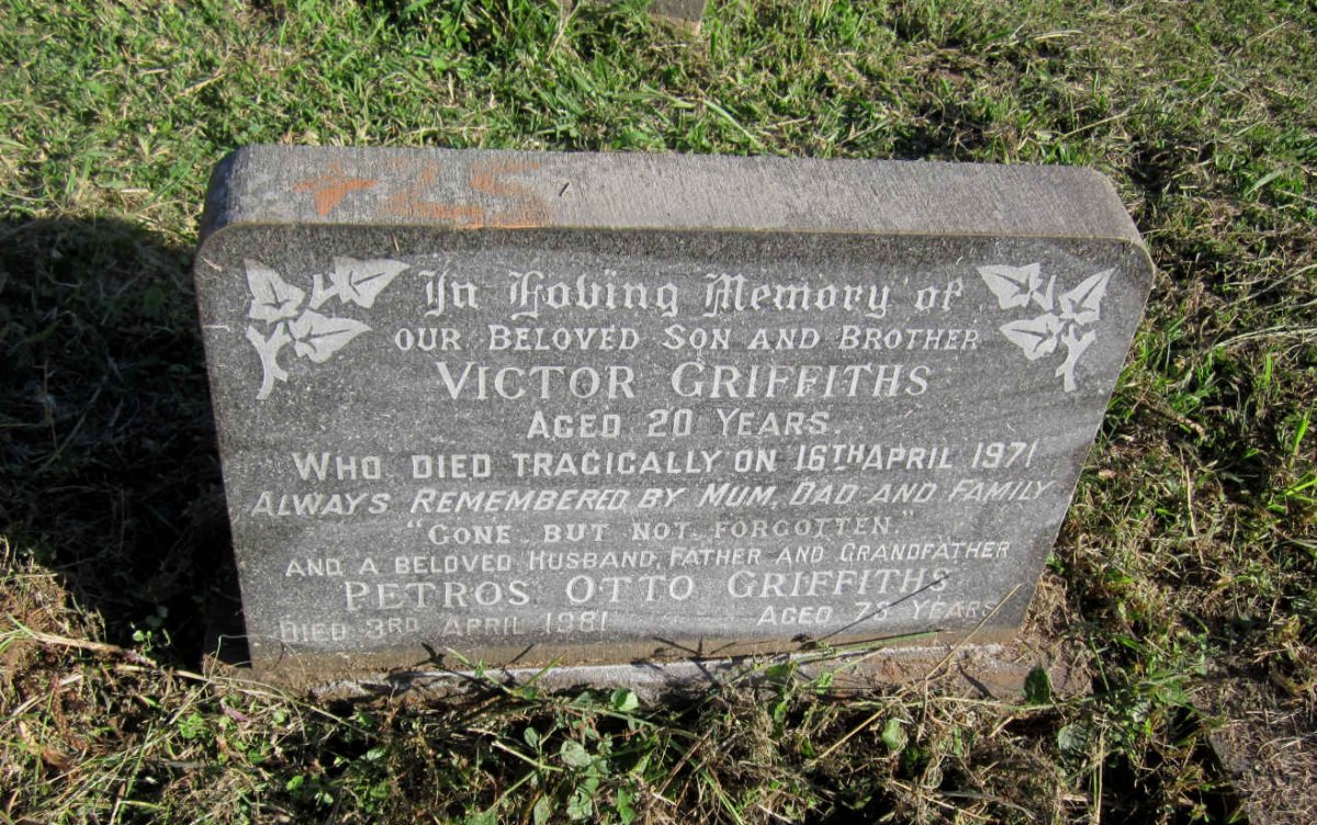 GRIFFITHS Petros Otto -1981 :: GRIFFITHS Victor -1971