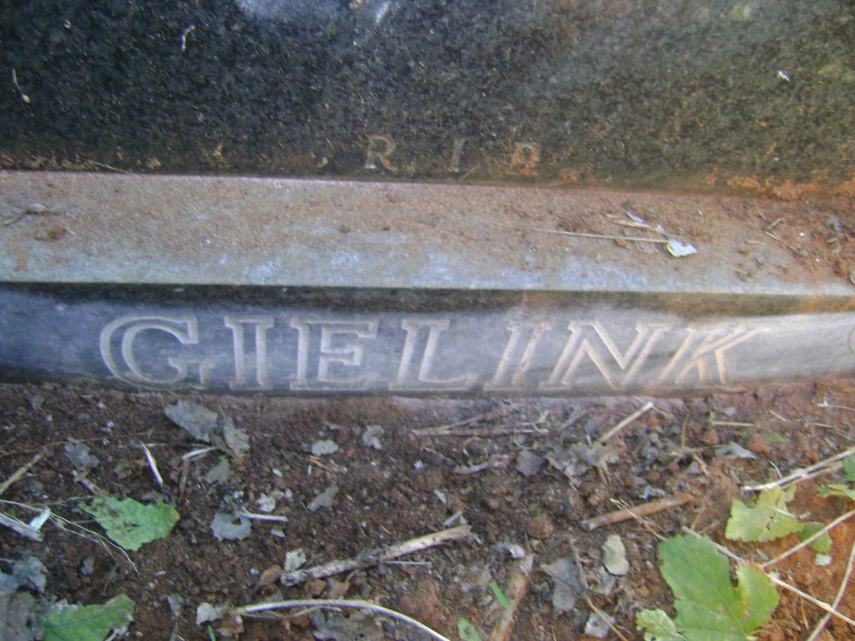 GIELINK Joseph Stanley -1945 :: GIELINK Godfrey Rocky 1930-1986