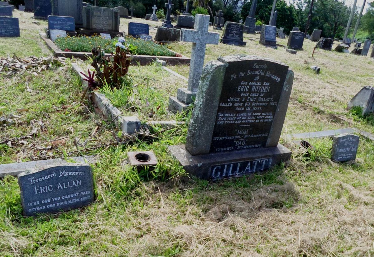 GILLATT Eric Allan 1903-1954 &amp; Joyce Evangeline Anne 1905-1948 :: GILLATT Eric Royden -1943