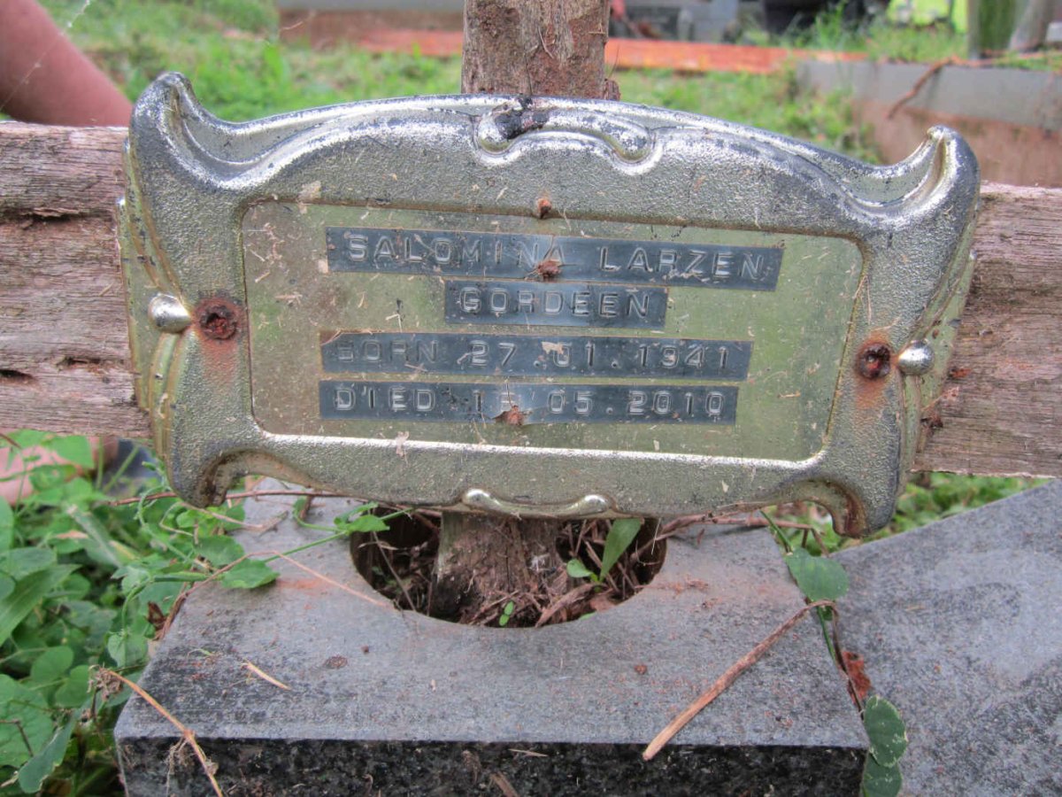 GORDEEN Salomina Larzen 1941-2010