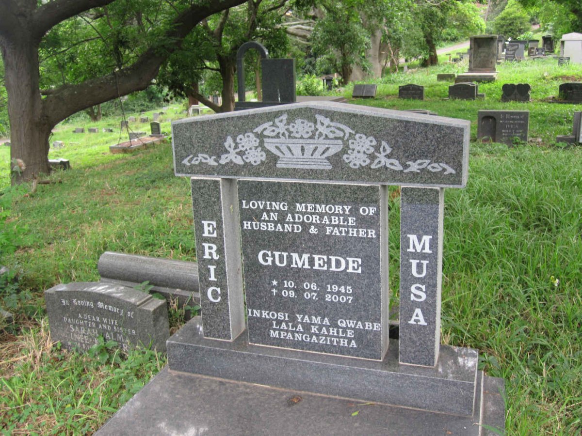 GUMEDE Eric Musa 1945-2007