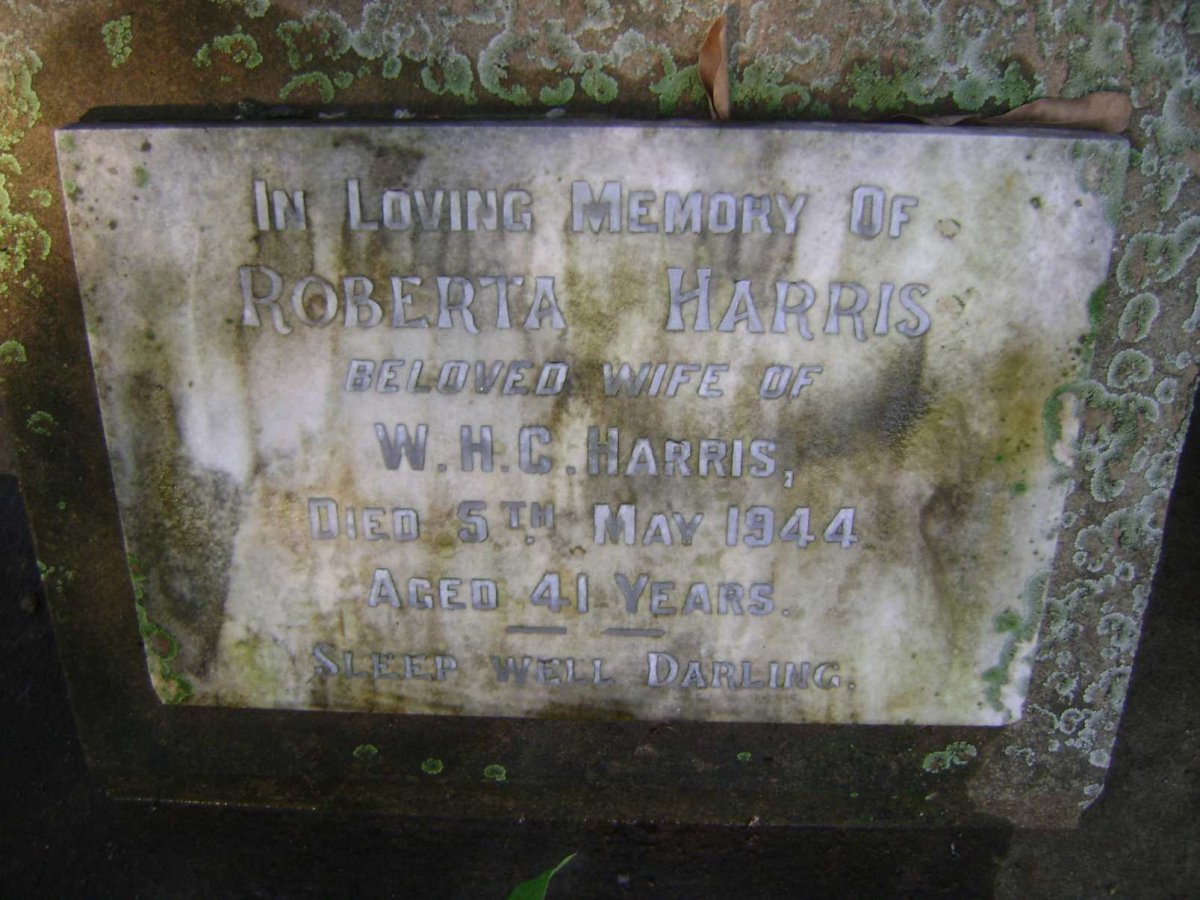 HARRIS Roberta -1944