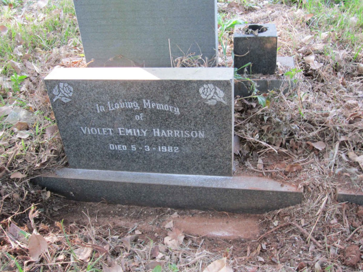 HARRISON Violet Emily -1982