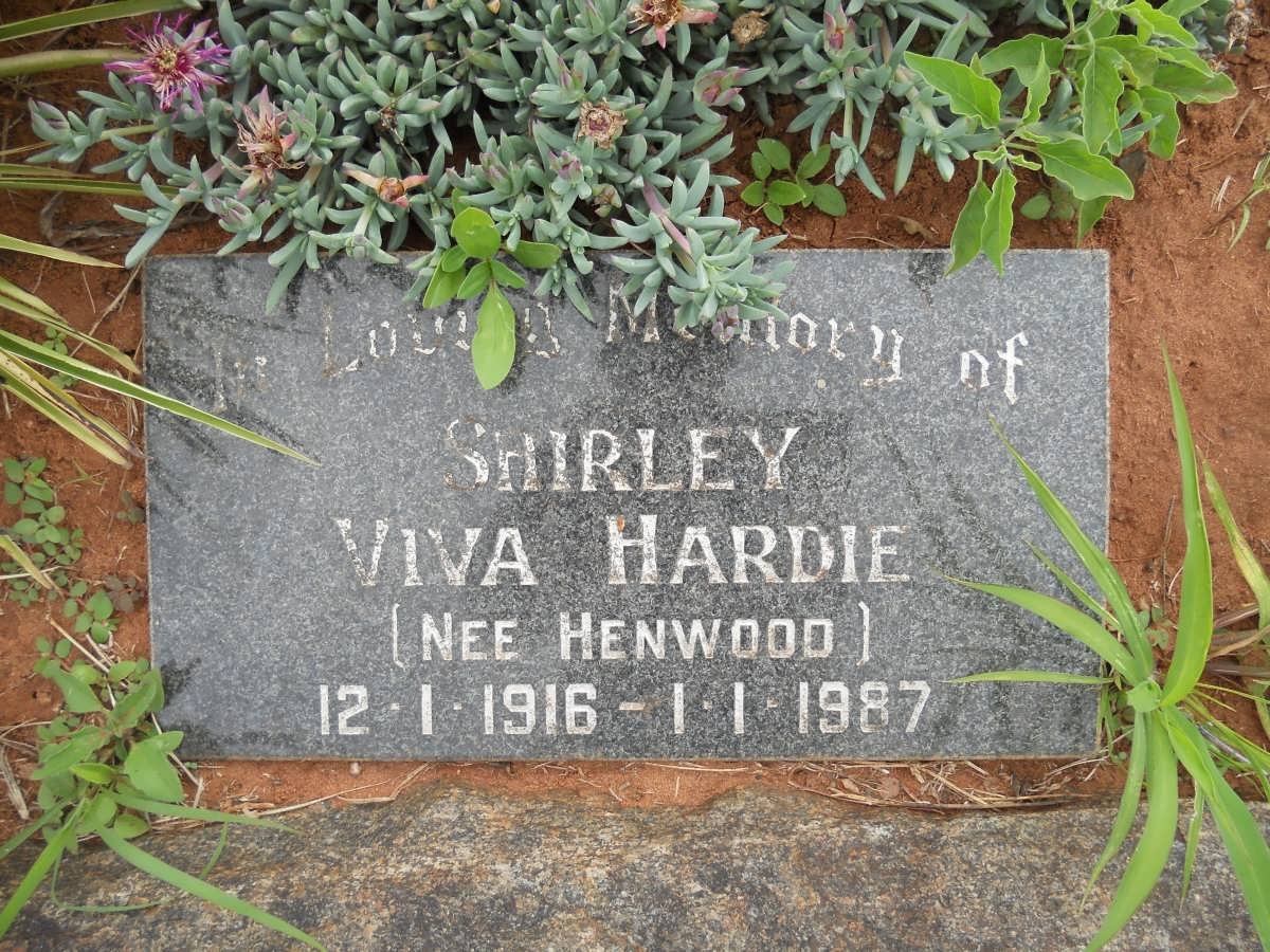 HARDIE Shirley Viva nee HENWOOD 1916-1987