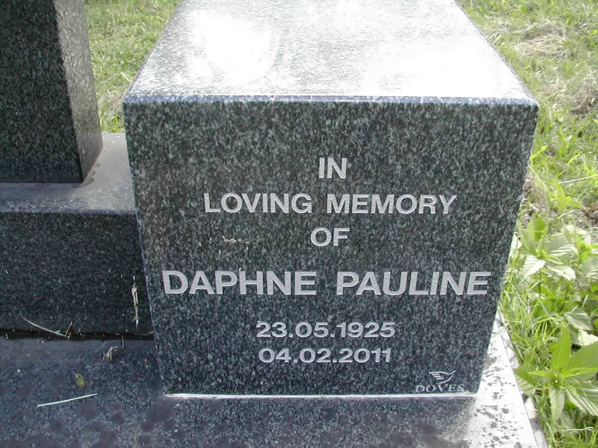 HAMMOND George Frederick 1923-1985 &amp; Daphne Pauline 1925-2011 :: HAMMOND Colleen Ann 1958-1981