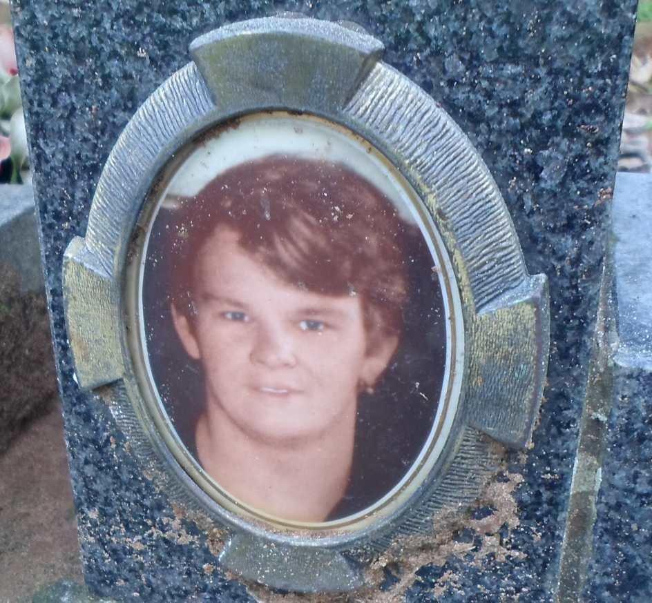 HARRIS Andrew Wayne 1969-1994