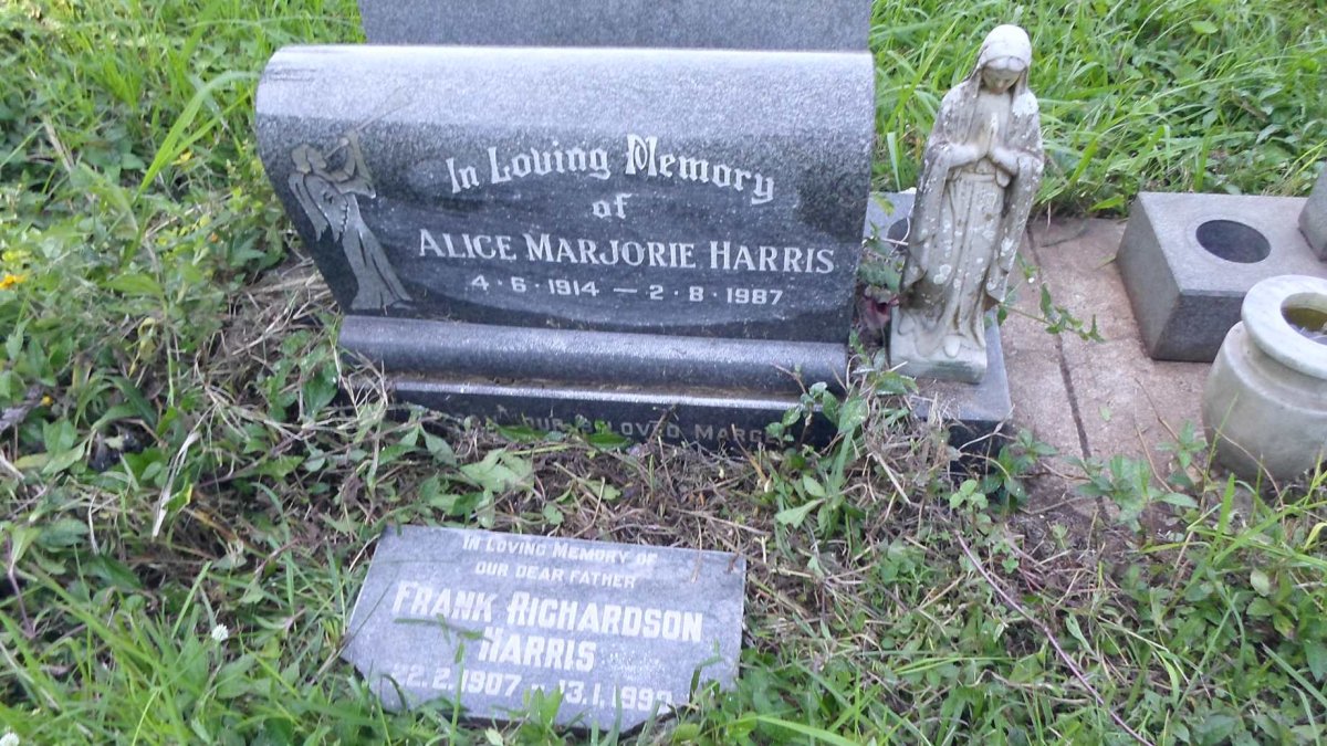 HARRIS Frank Richardson 1907-1990 &amp; Alice Marjorie 1914-1987