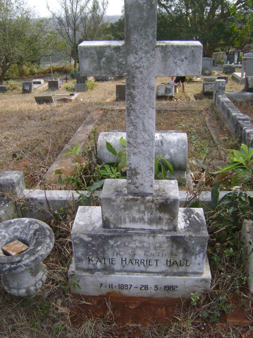HALL Harry M. 1921-1942 &amp; Joan Althea 1926-1995 :: HALL Katie Harriet 1897-1982