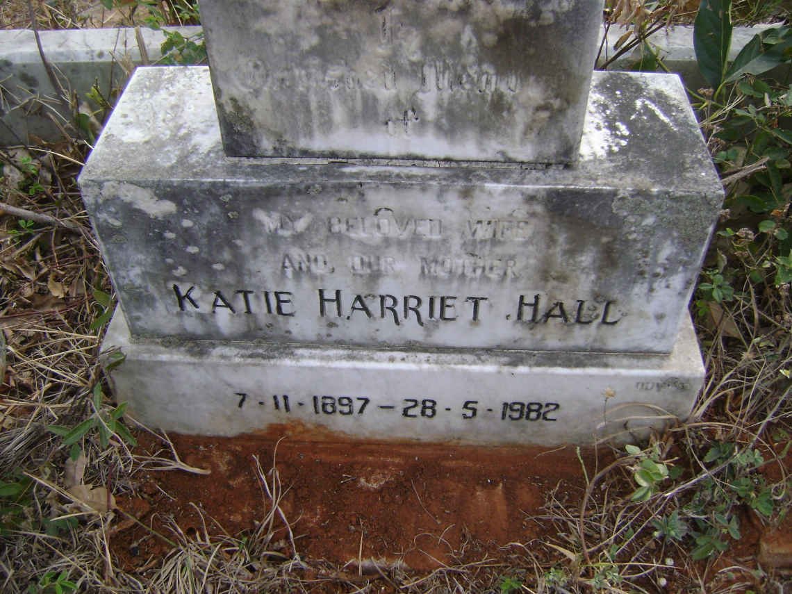HALL Harry M. 1921-1942 &amp; Joan Althea 1926-1995 :: HALL Katie Harriet 1897-1982
