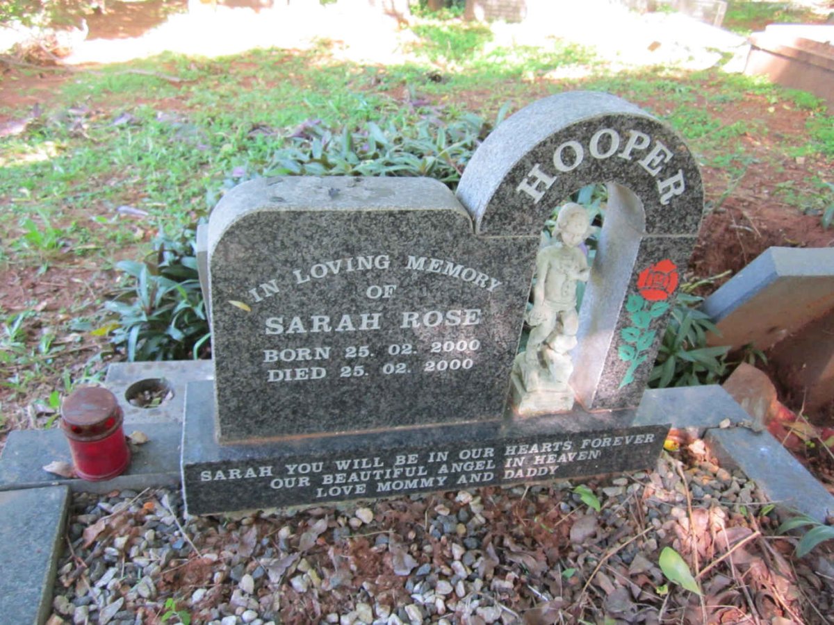 HOOPER Sarah Rose 2000-2000