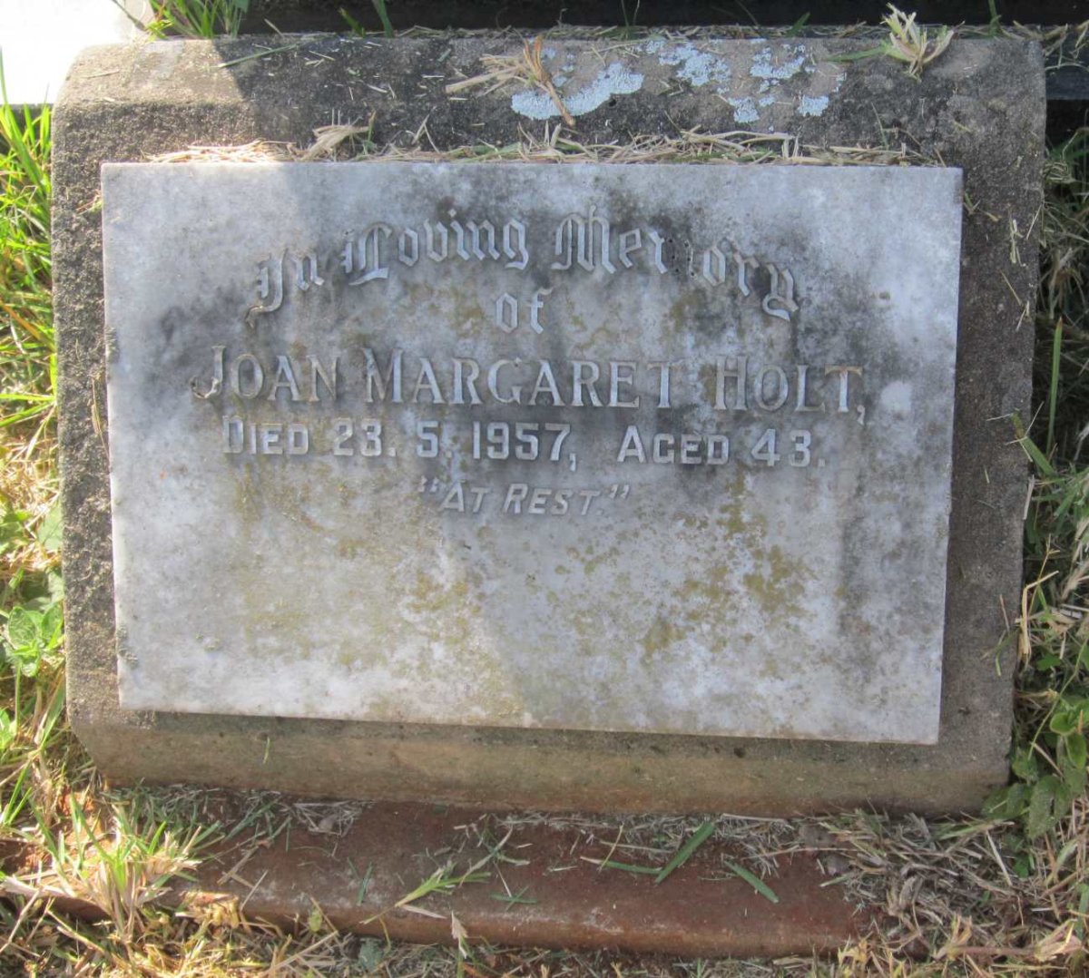 HOLT Joan Margaret -1957