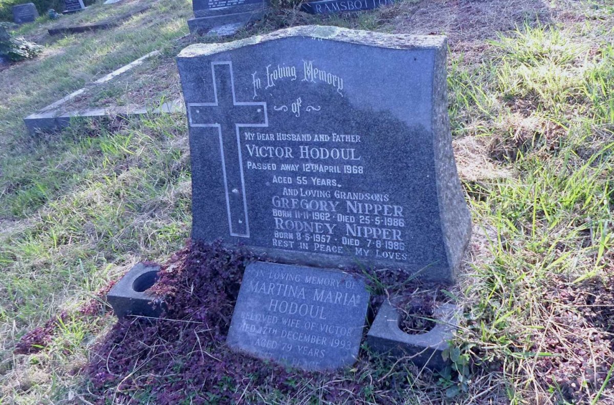 HODOUL Victor 1968 &amp; Martina Maria -1993 :: NIPPER Rodney 1967-1986 :: NIPPER Gregory 1962-1986