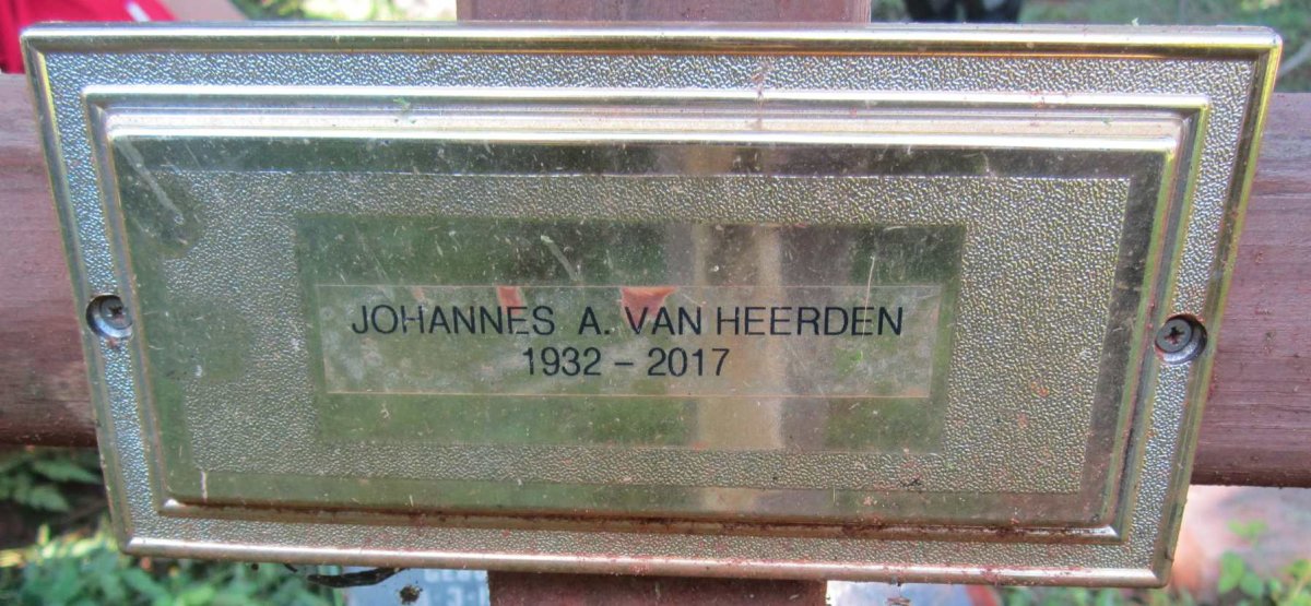 HEERDEN Johannes A., van 1932-2017