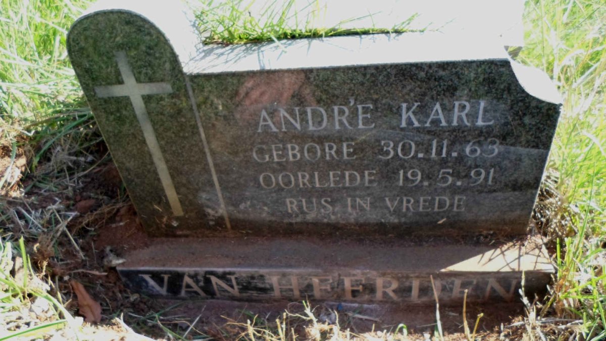 HEERDEN Andre Karl, van 1963-1991