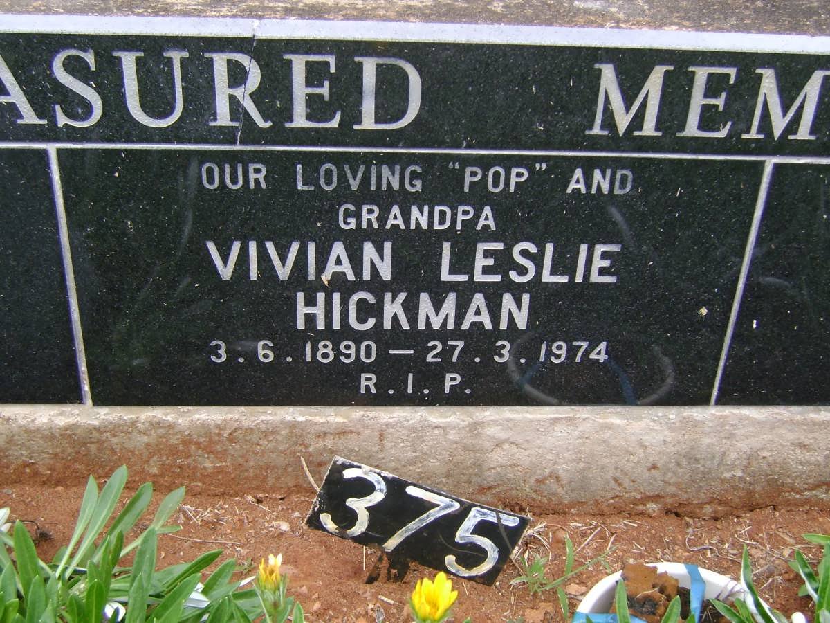 HICKMAN Vivian Leslie 1890-1974 &amp; Eva Maud BRIDGE 1889-1969 :: Errol Leslie 1922-2002 &amp; Audrey Valerie 1922-1988