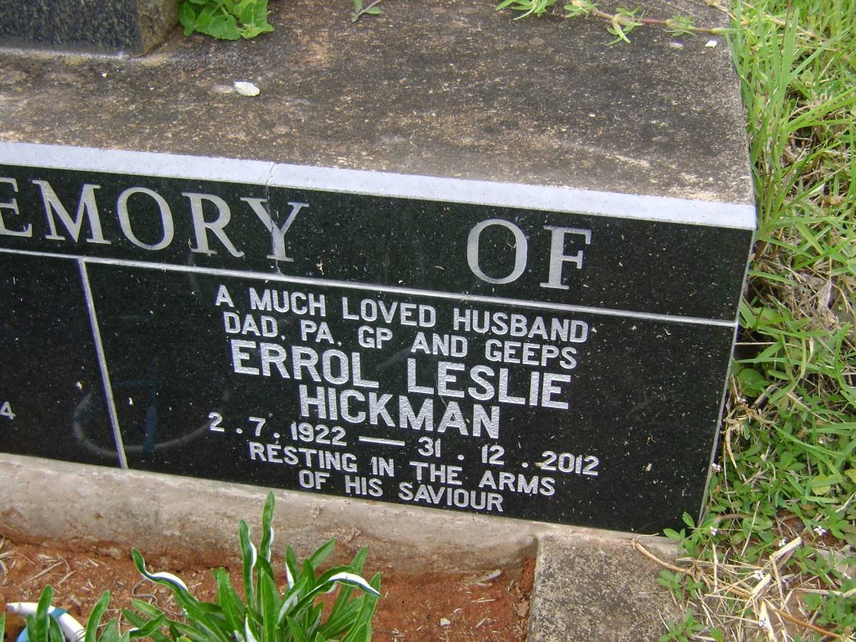 HICKMAN Vivian Leslie 1890-1974 &amp; Eva Maud BRIDGE 1889-1969 :: Errol Leslie 1922-2002 &amp; Audrey Valerie 1922-1988