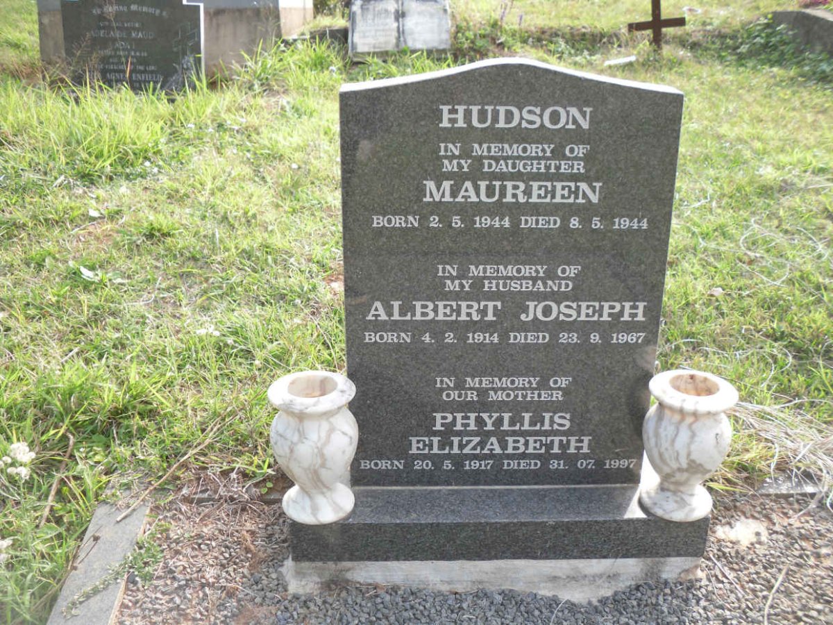 HUDSON Albert Joseph 1914-1967 &amp; Phyllis Elizabeth 1917-1997 :: HUDSON Maureen 1944-1944