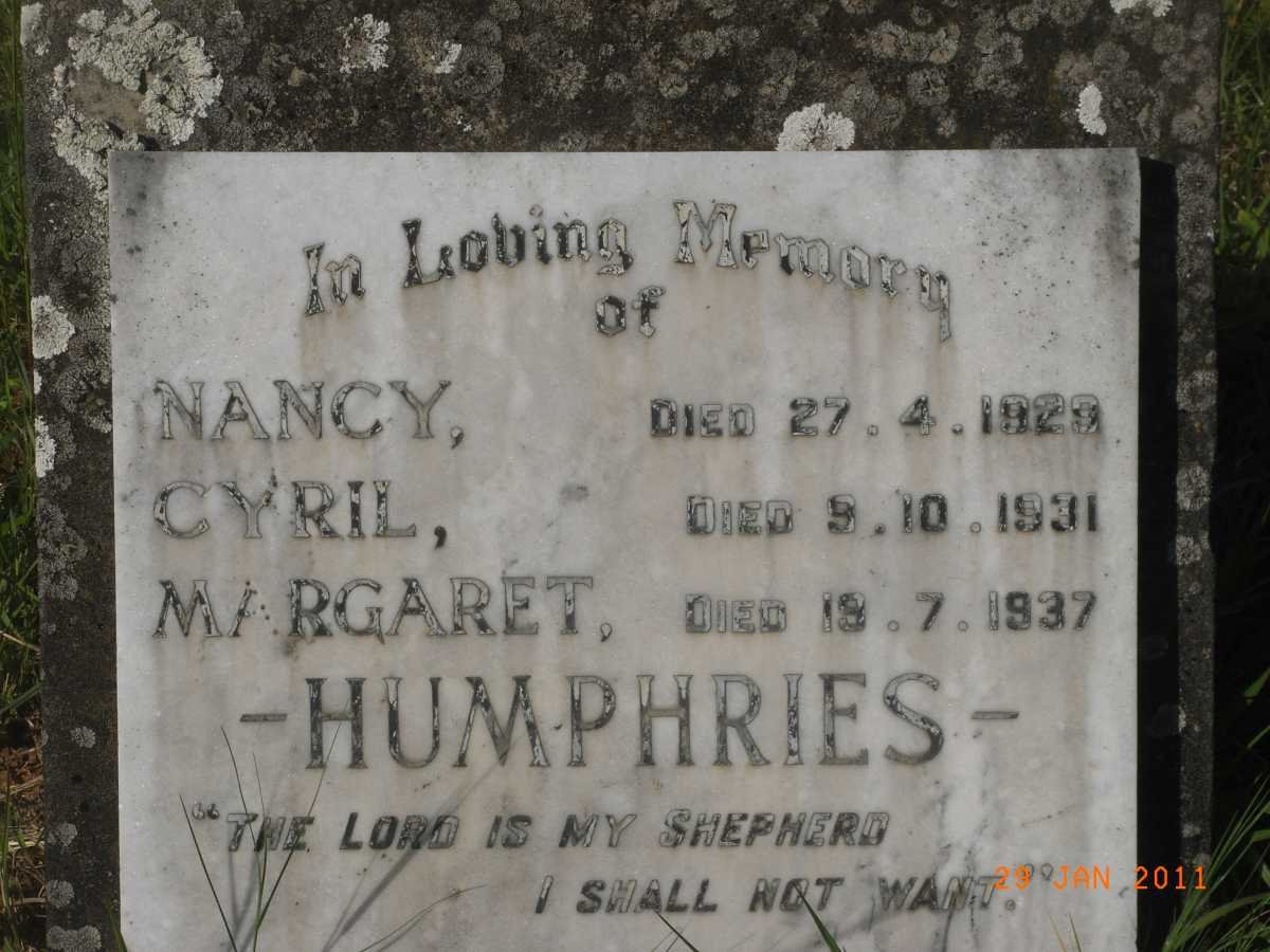 HUMPHRIES Cyril -1931 :: HUMPHRIES Nancy -1929 :: HUMPHRIES Margaret -1937