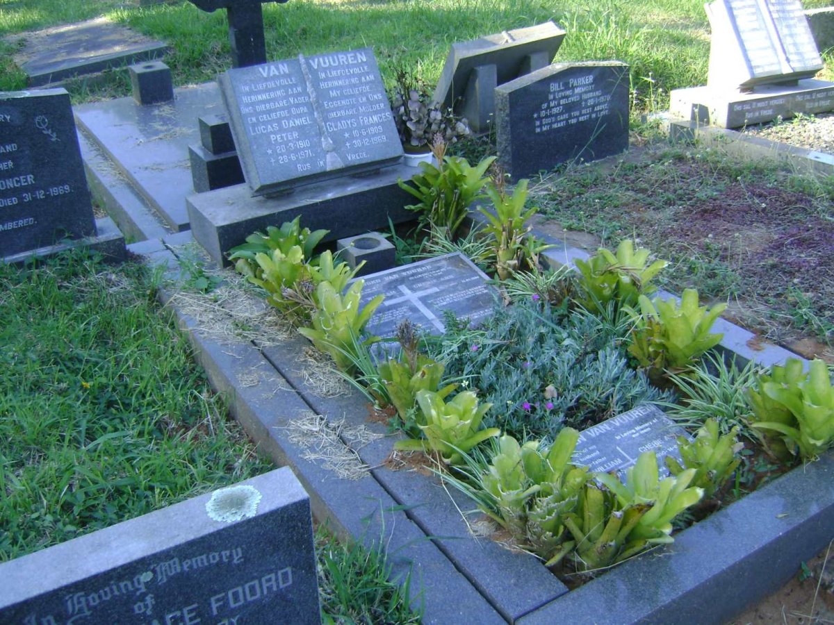 VUUREN Peter William, Jansen van 1946-2000 &amp; Cherie Ann 1950-2009