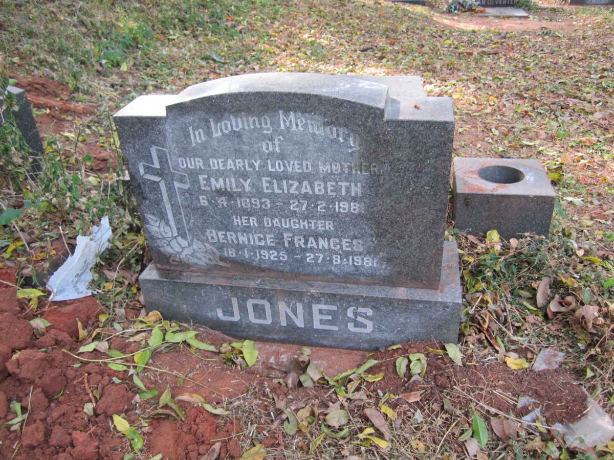 JONES Emily Elizabeth 1893-1981 :: JONES Bernice Frances 1925-1981