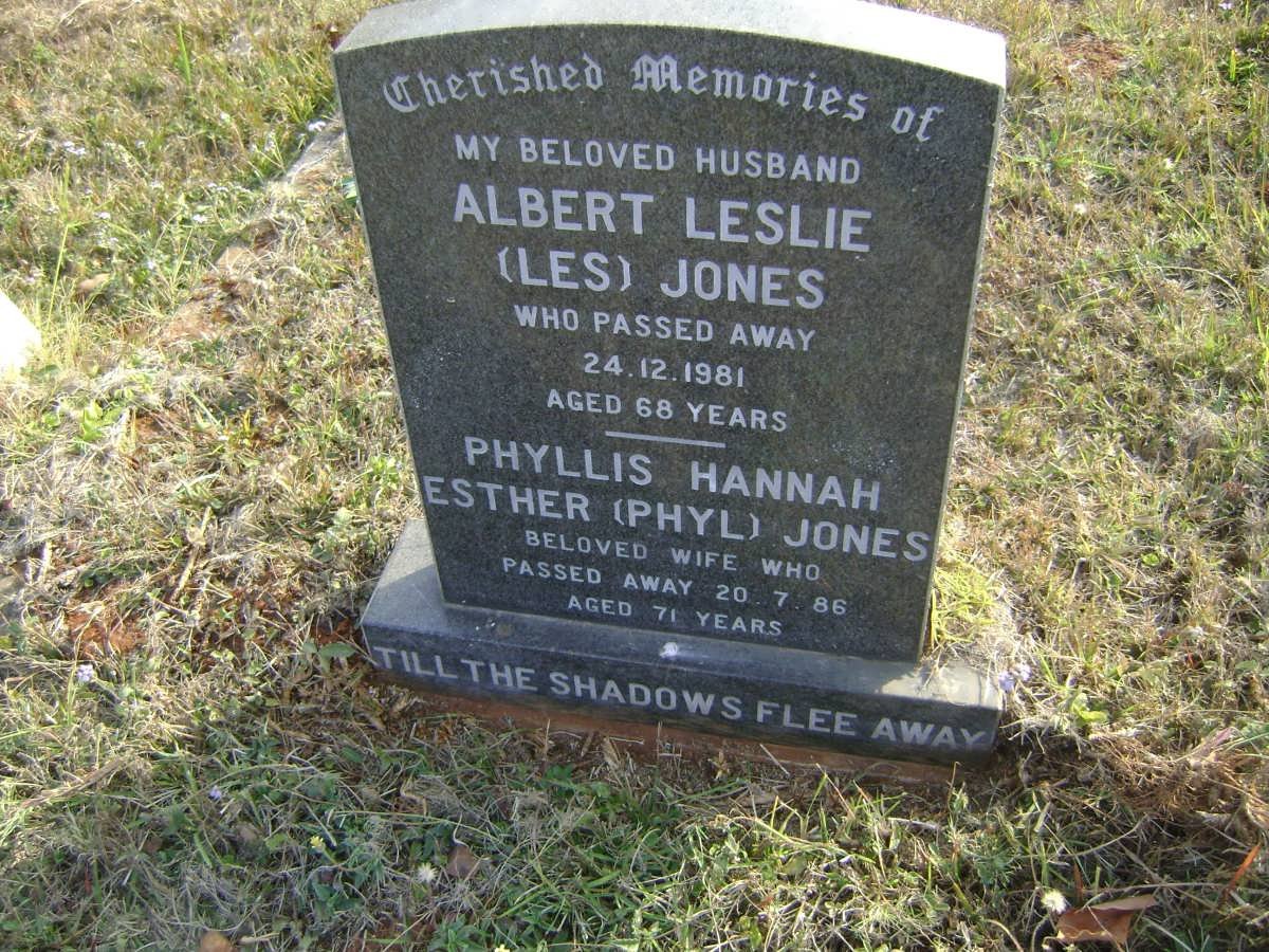JONES Albert Leslie -1981 &amp; Phyllis Hannah Esther -1986