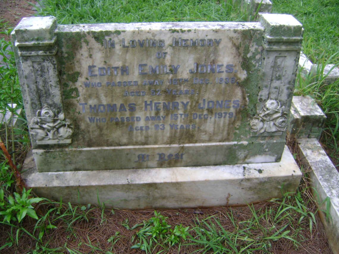 JONES Thomas Henry -1979 &amp; Edith Emily -1939