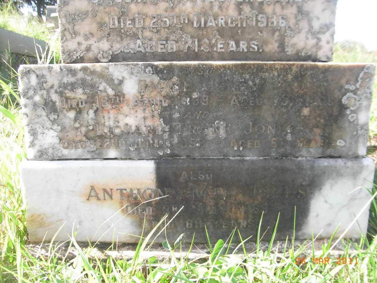 JONES Frank -1936 &amp; Emmie -1939 :: JONES Richard Frank -1958 &amp; Anthony May -1968