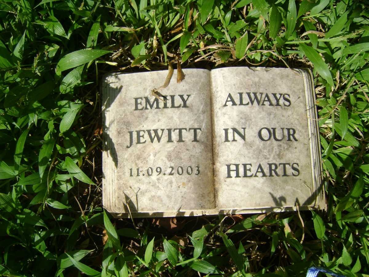 JEWITT Emily -2003