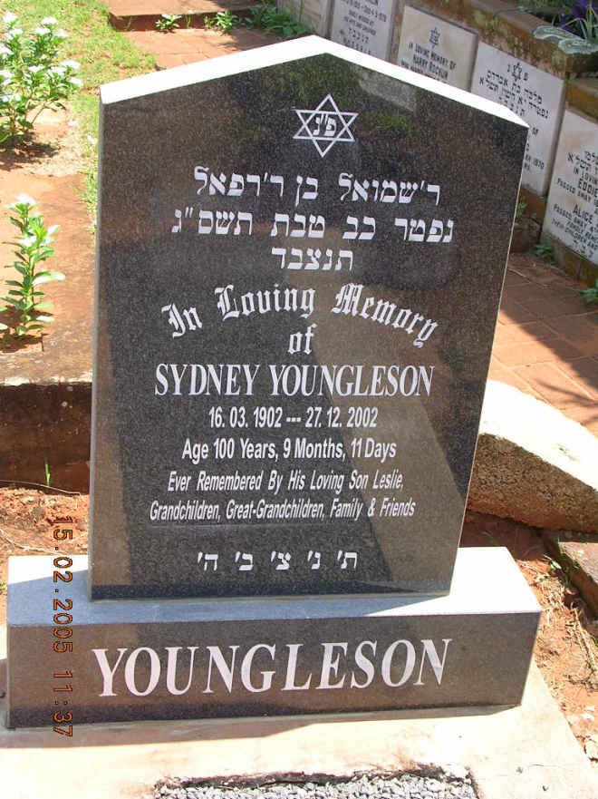 YOUNGLESON Sidney 1902-2002