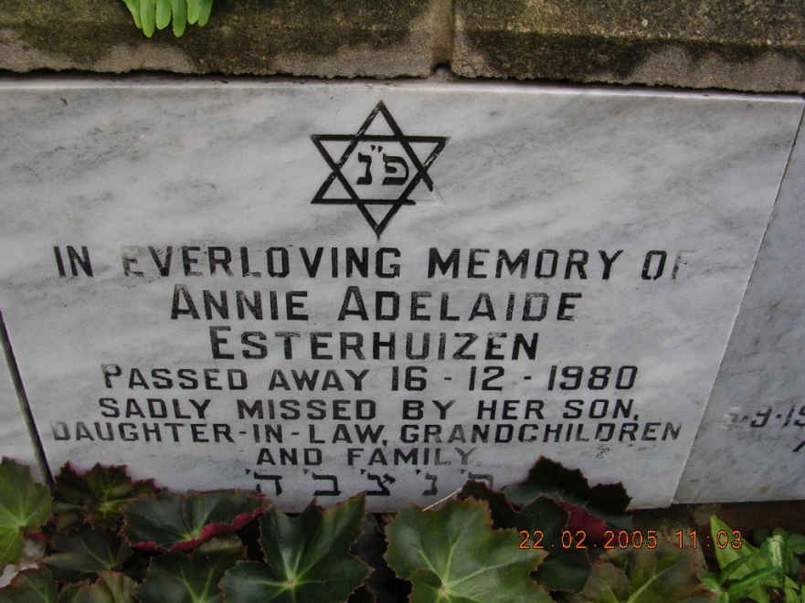 ESTERHUIZEN Annie Adelaide -1980