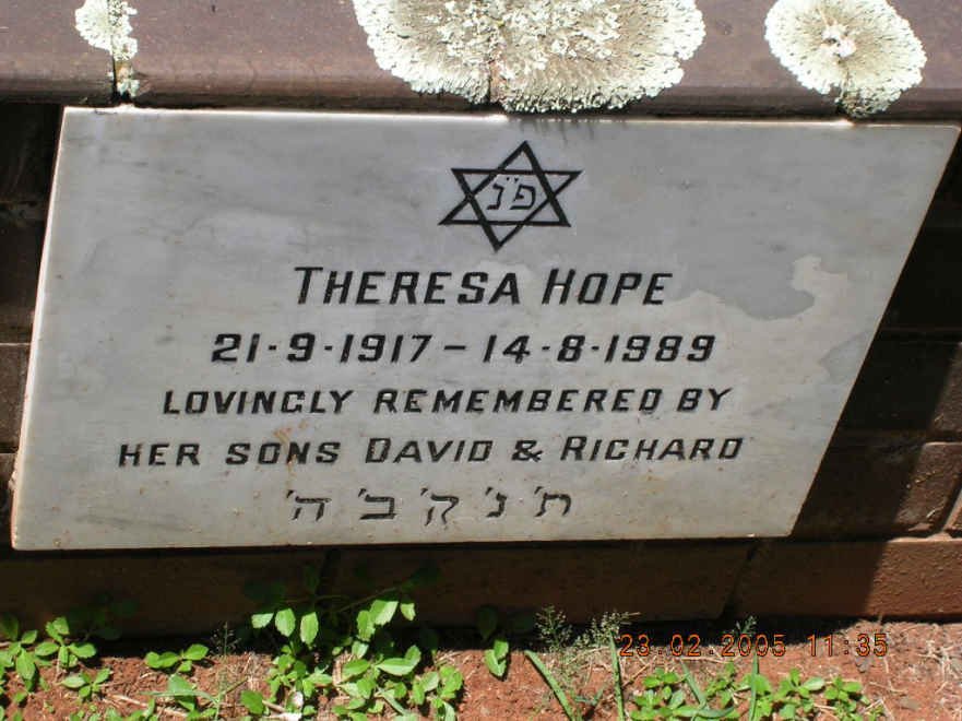 HOPE Theresa 1917-1989