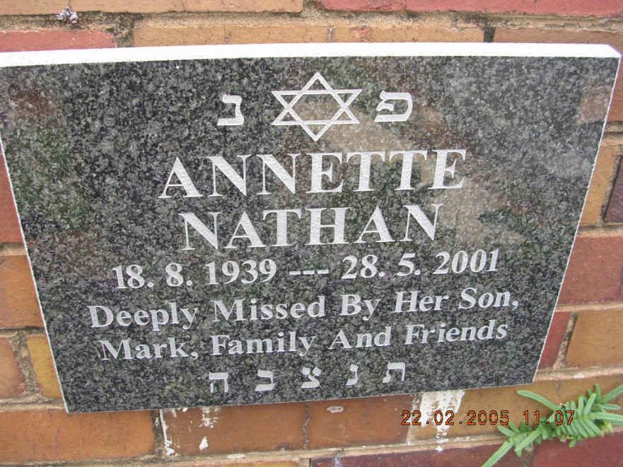 NATHAN Annette 1939-2001