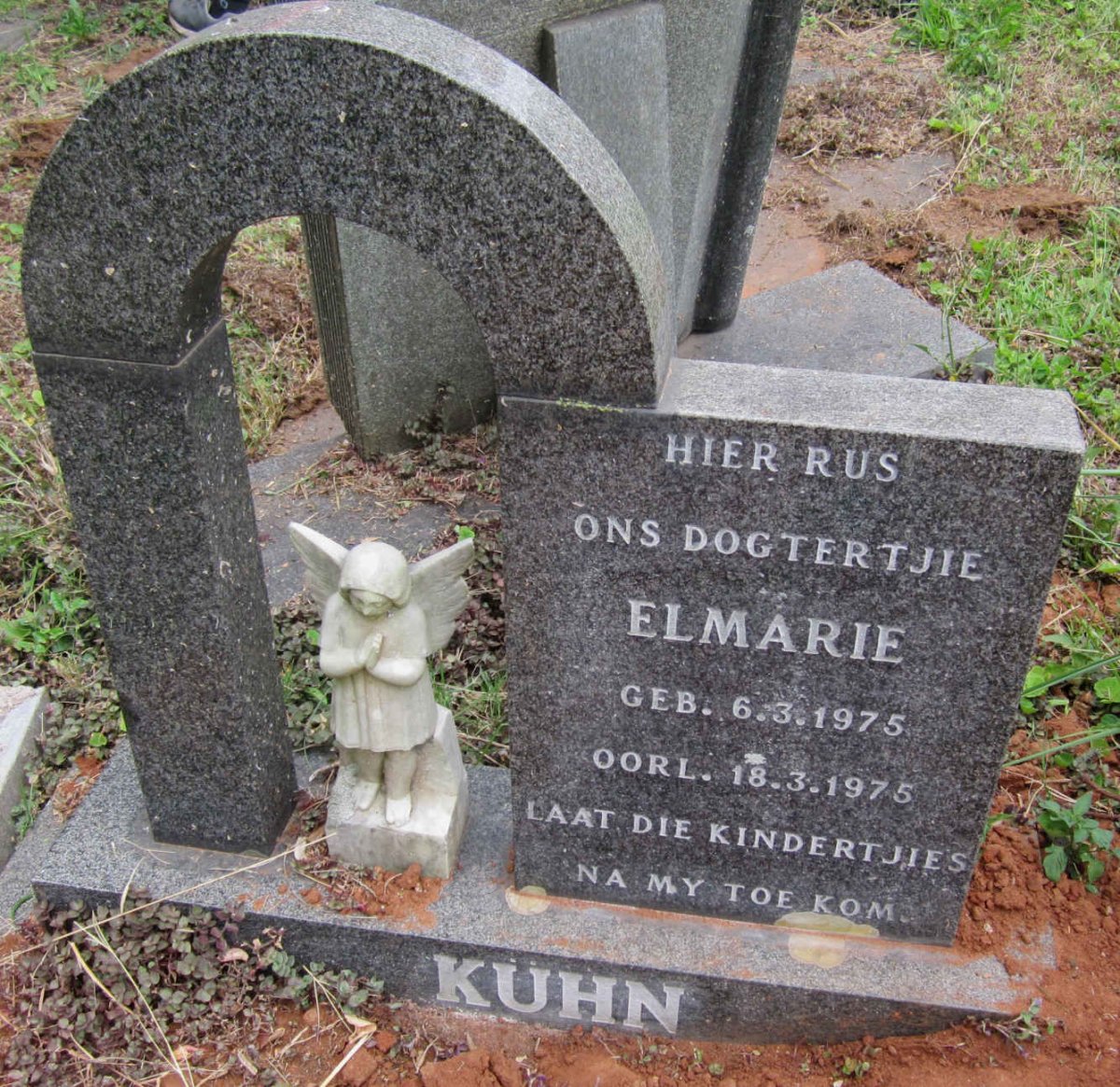 KÜHN Elmarie 1975-1975