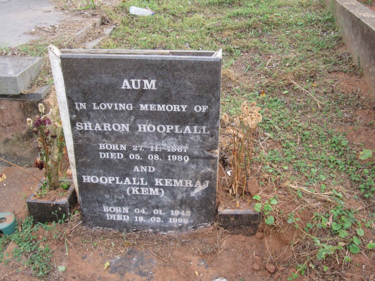 KEMRAJ Hooplall 1942-1998 :: HOOPLALL Sharon 1967-1980