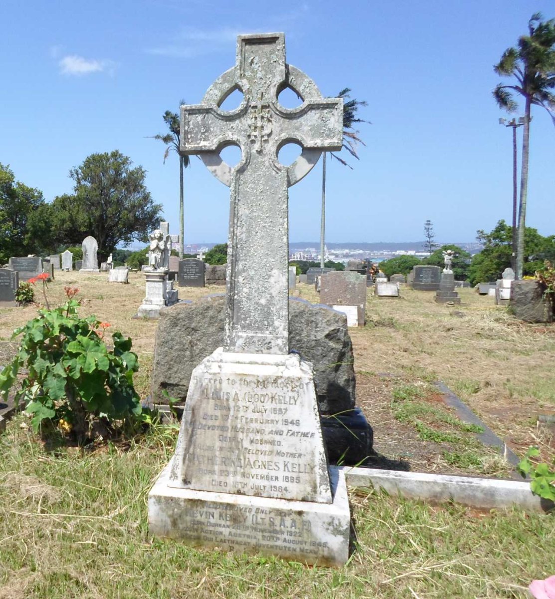 KELLY Louis A. 1887-1946 &amp; Catherine Agnes 1885-1964 :: KELLY Kevin 1922-1945