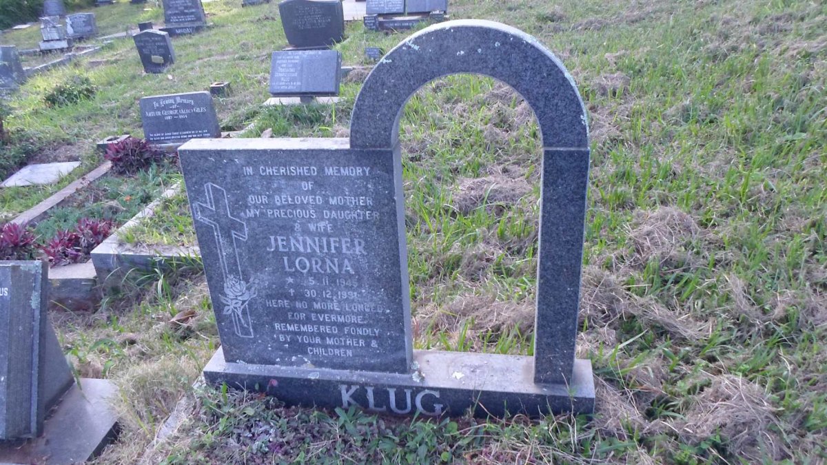 KLUG Jennifer Lorna 1945-1991
