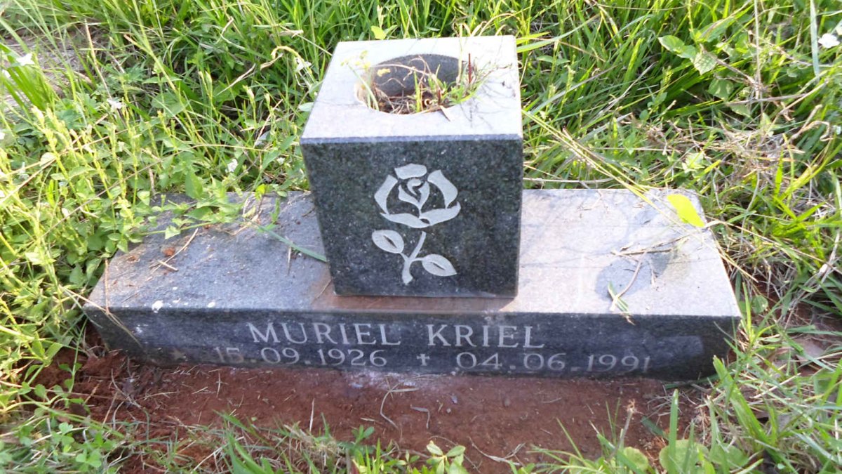 KRIEL Muriel 1926-1991