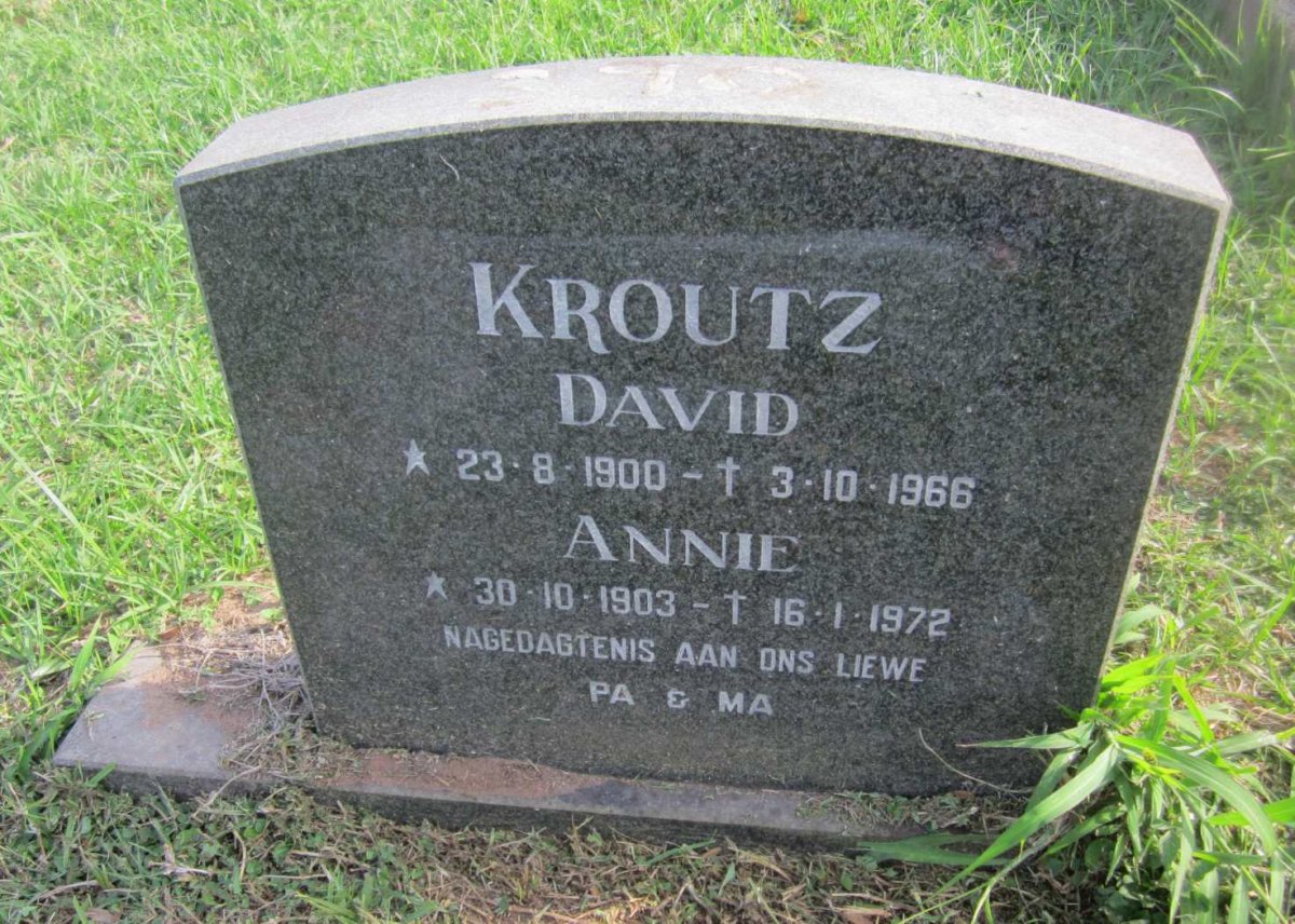 KROUTZ David 1900-1966 &amp; Annie 1903-1972