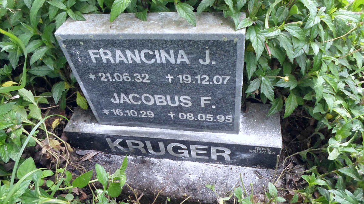 KRUGER Jacobus F. 1929-1995 &amp; Francina J. 1932-2007