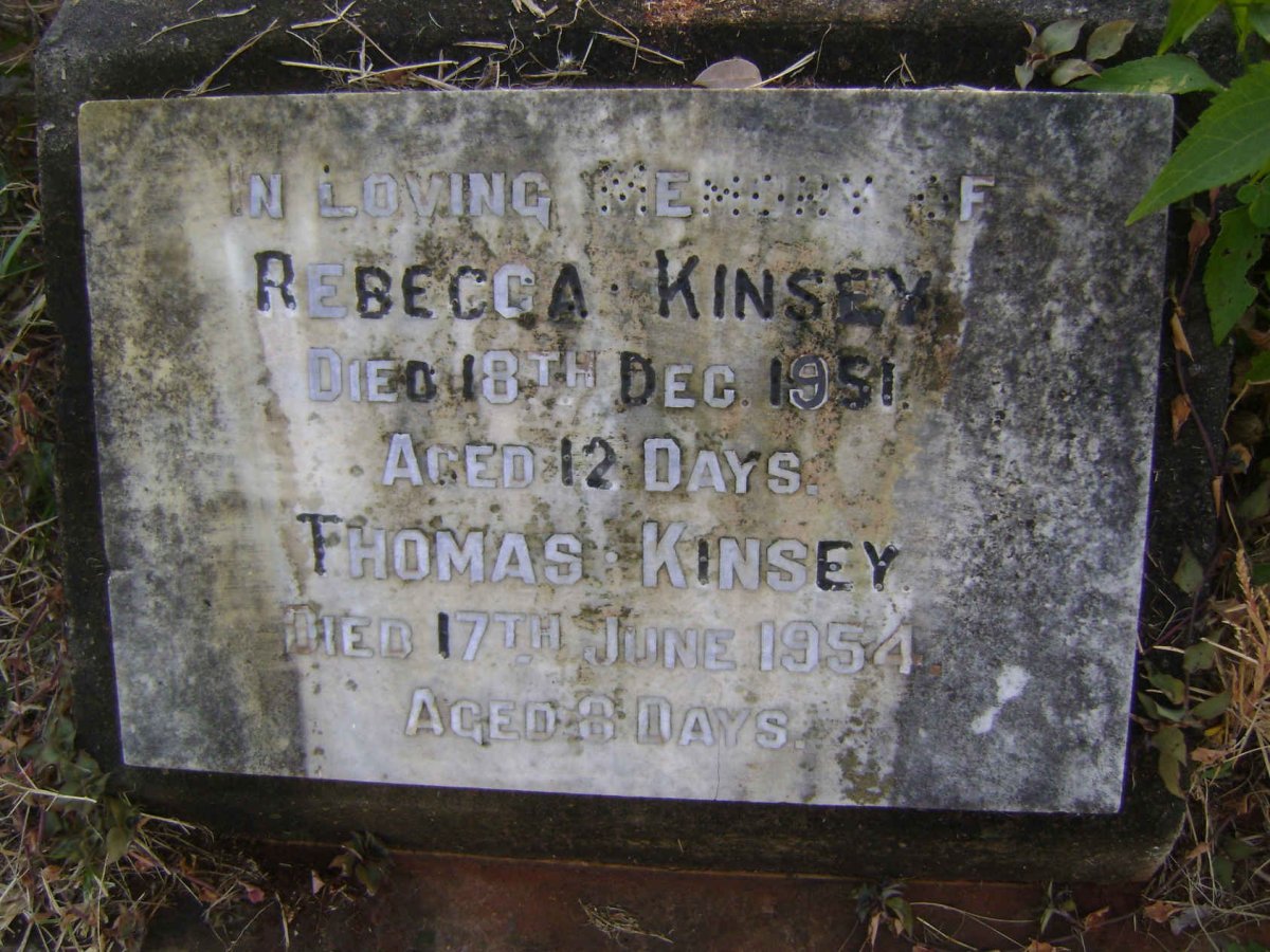 KINSEY Rebecca -1951 :: KINSEY Thomas -1954