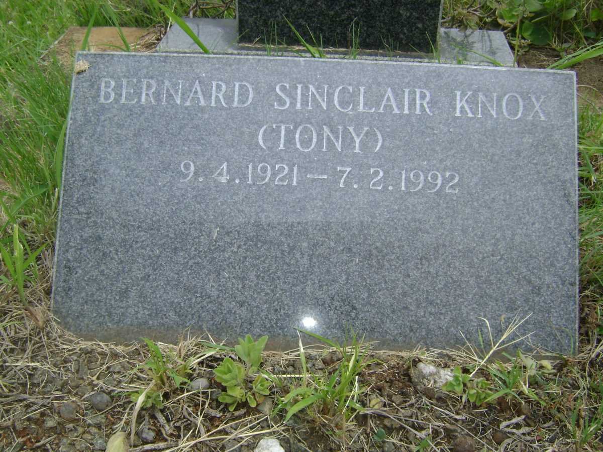 KNOX Bernard Sinclair 1921-1992