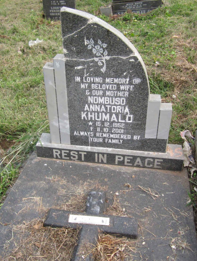 KHUMALO Nombuso Annatoria 1952-2001:: KHUMALO Phathizizwe Jerome 1952-2015