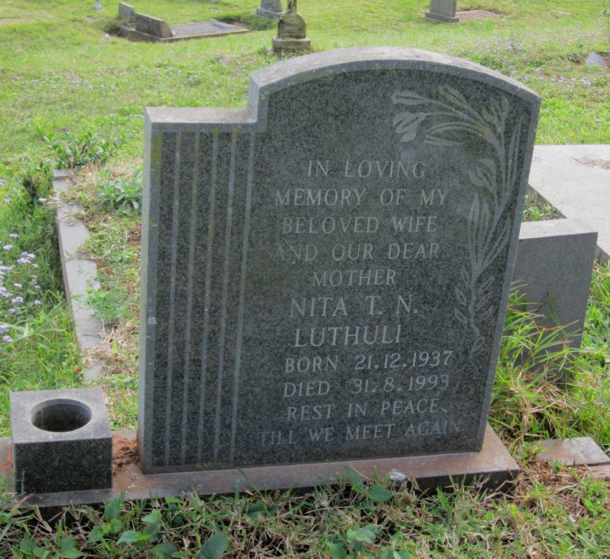 LUTHULI Nita T.N. 1937-1993