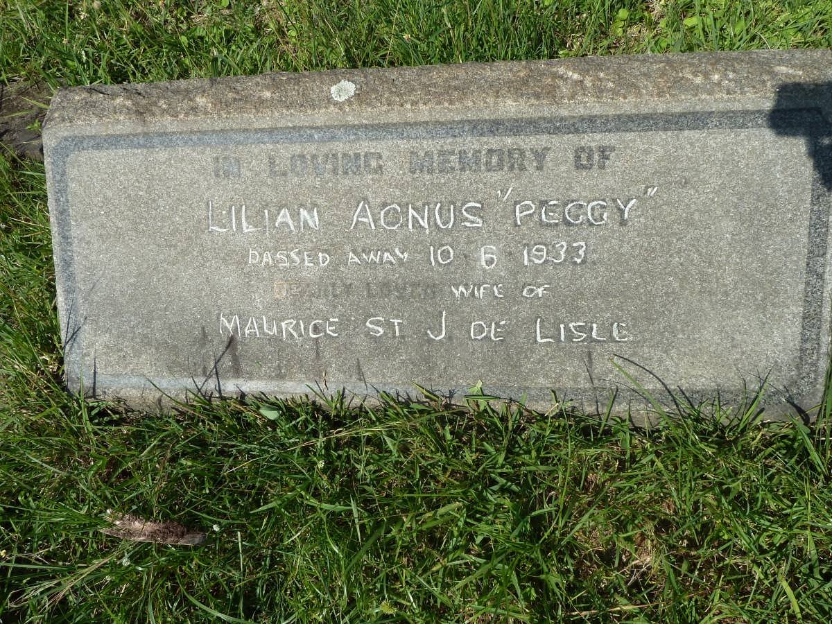 LISLE Lilian Agnus, St. J. de -1933
