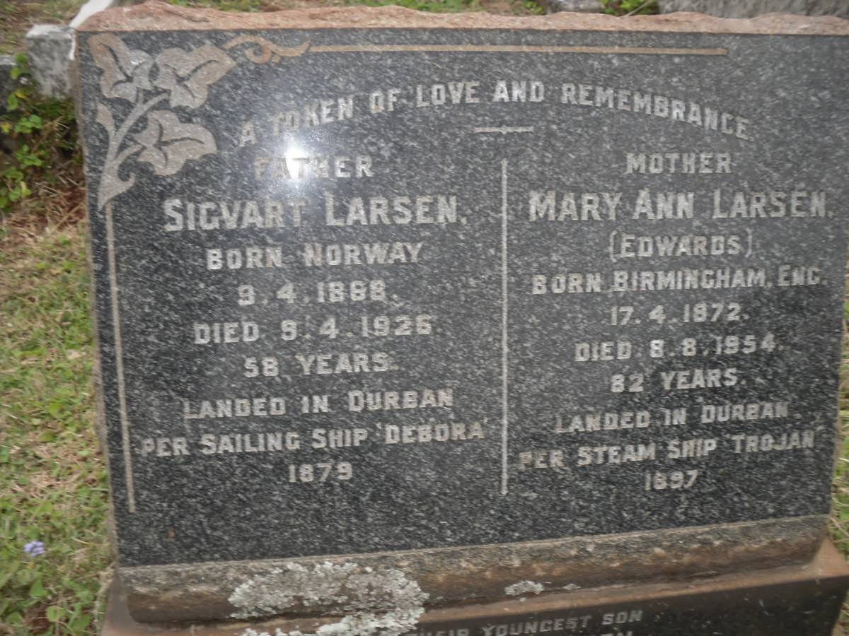 LARSEN Sigvart 1868-1925 &amp; Mary Ann EDWARDS 1872-1954