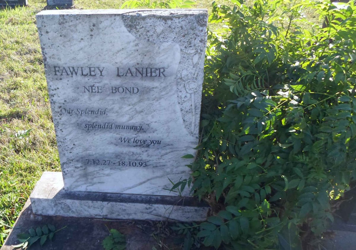 LANIER Fawley nee BOND 1927-1993