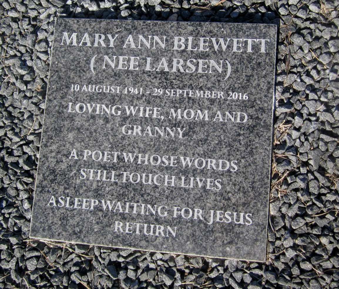 BLEWETT Mary Ann nee LARSEN 1941-2016