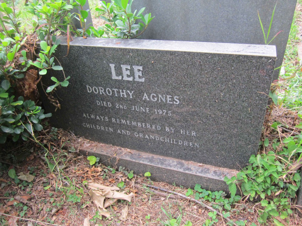 LEE Dorothy Agnes -1975