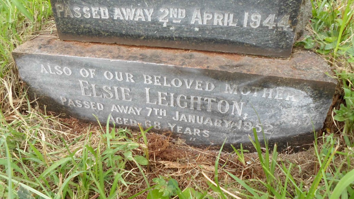 LEIGHTON Elsie -1952