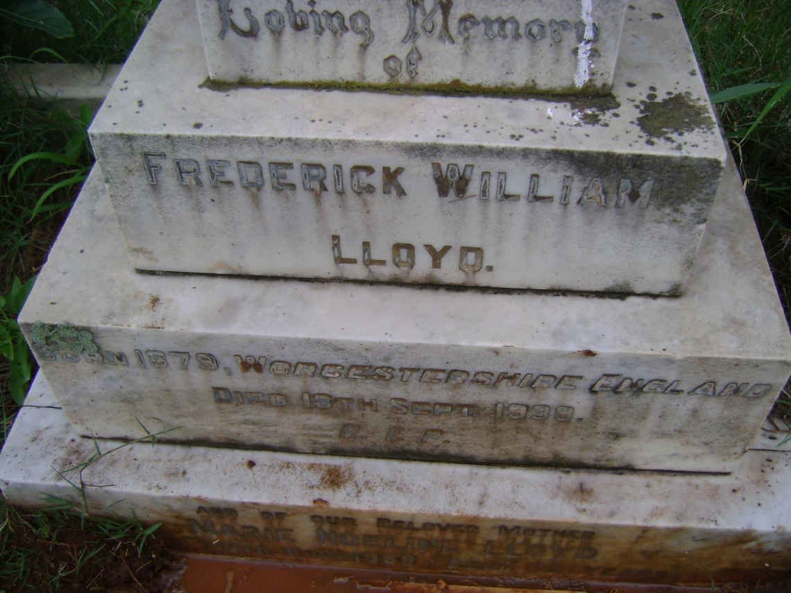 LLOYD Frederick William 1879-1939 &amp; Marie Noeline -1958